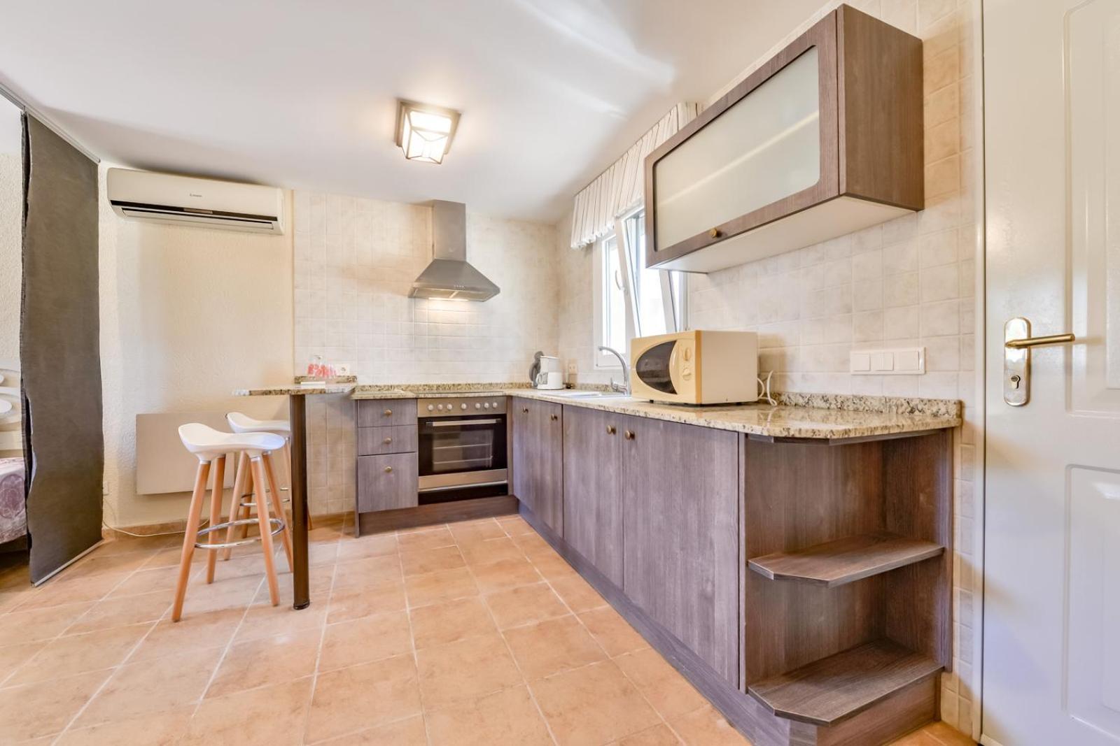Fortuna - у Estudios Vacaciones Con Piscina Comun,