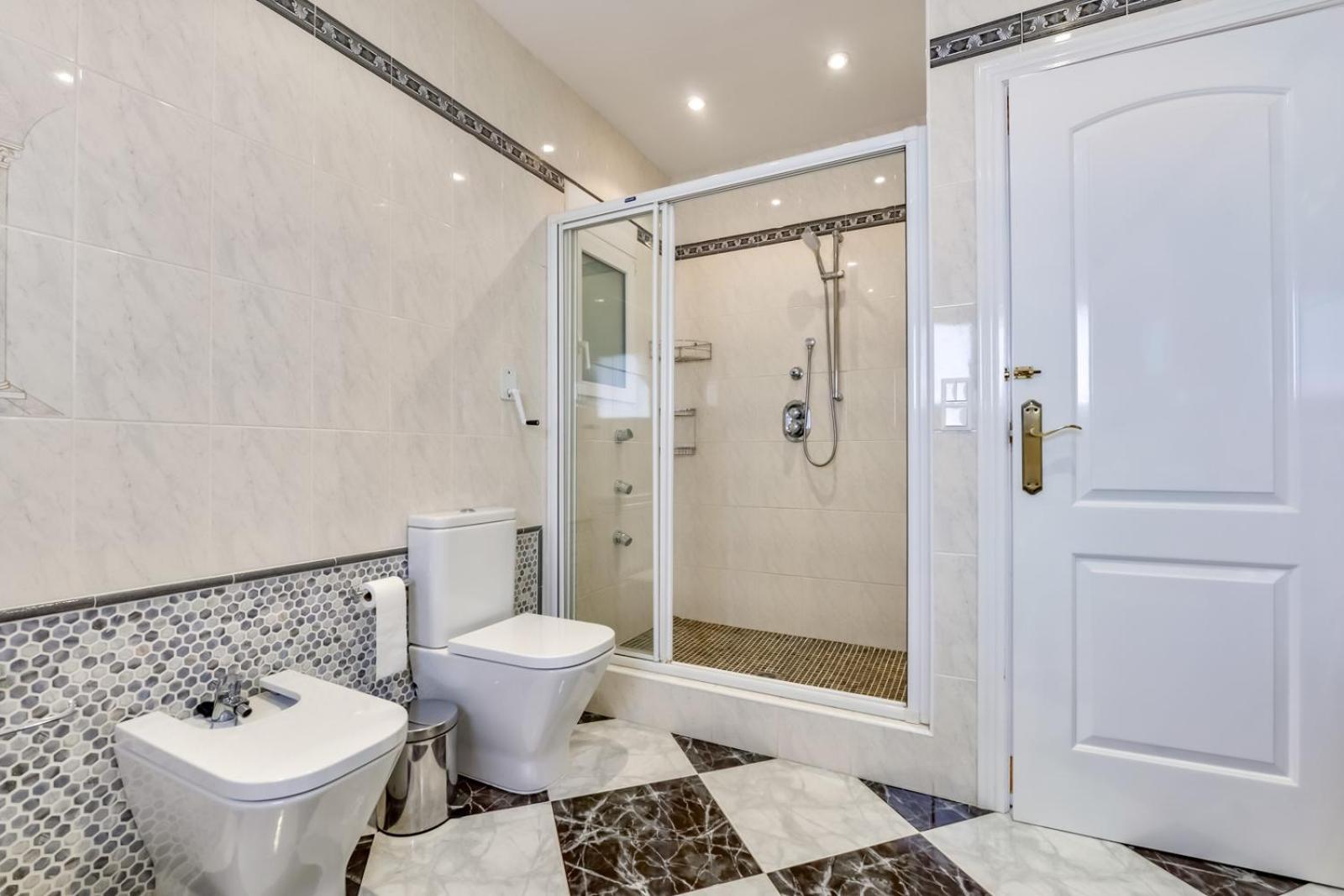 Pensión Fortuna - у Estudios Vacaciones Con Piscina Comun, Calpe